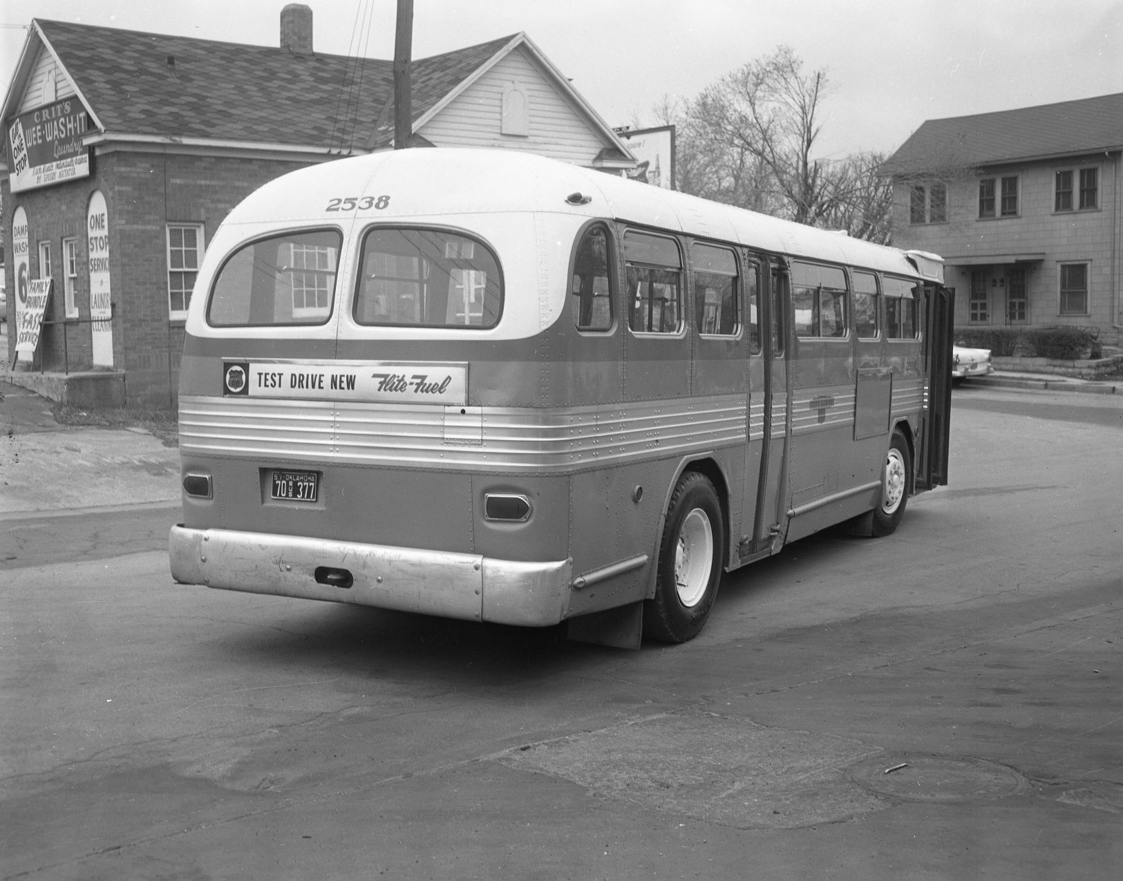 D6331 bus